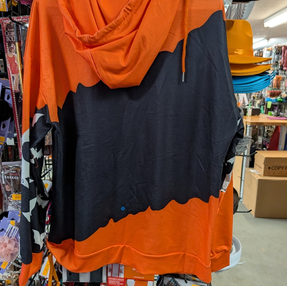 New Women's Hocus Pocus Hoodie - Picture 2 of 3